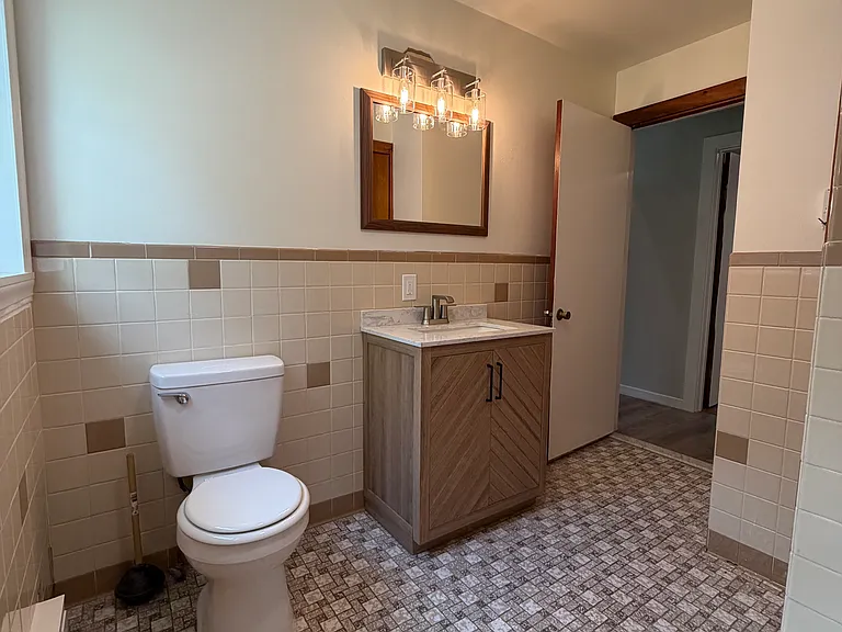 5A Grove St #2 — Photo 14