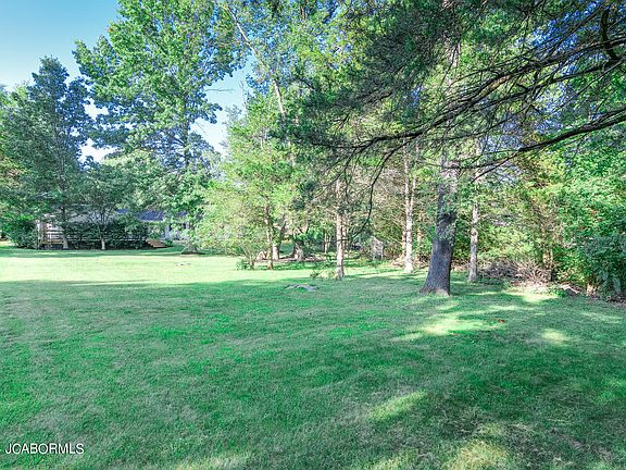 2nd image of 2605 Huntleigh Pl