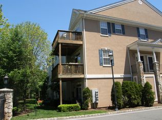 4 Devonshire Dr, Clifton, NJ 07013