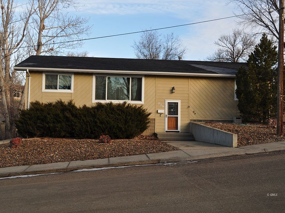 1st image of 209 Divide St