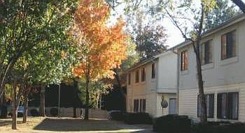 5th image of 301 Noble Forest Dr