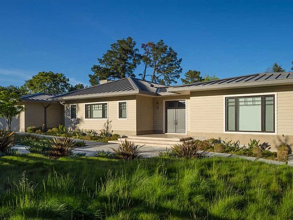 3rd image of 35 Willard Ln
