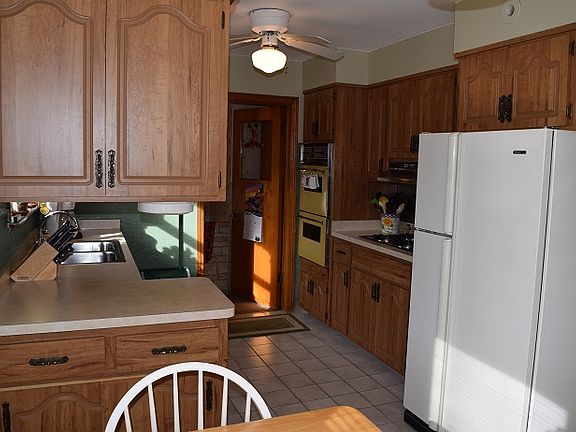 2nd image of 10328 S Lawndale Ave