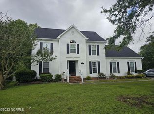 1105 Westmoreland Dr, Jacksonville, NC 28546