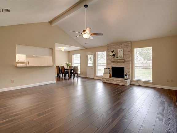 3rd image of 22403 Smokey Hill Dr