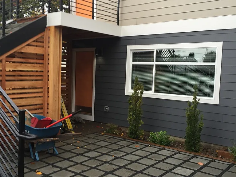 Berkeley Apartments — Photo 31