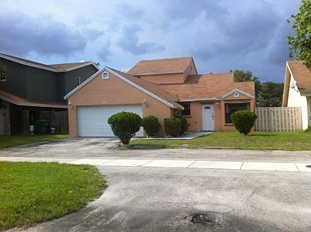 5th image of 7855 NW 50th St
