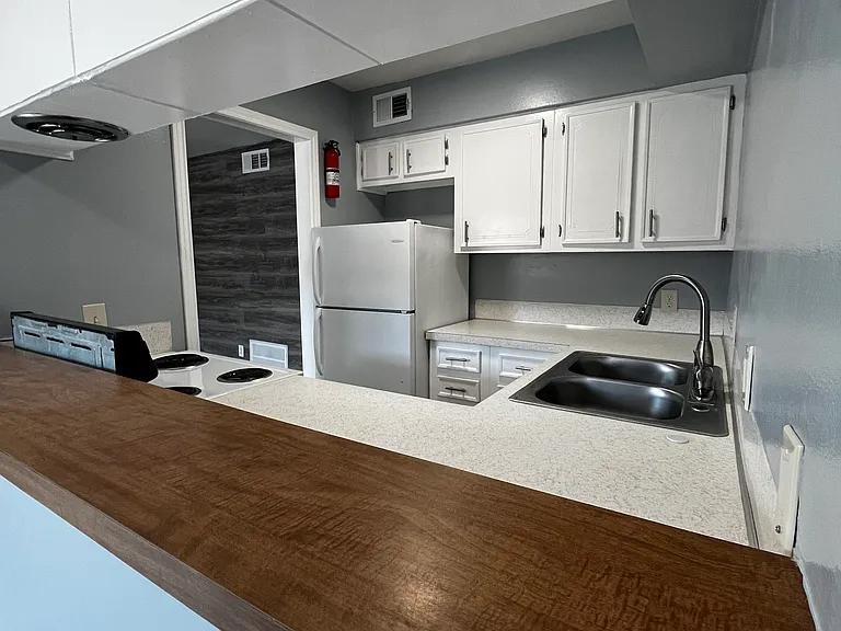 3262 Branard St #6 — Photo 8