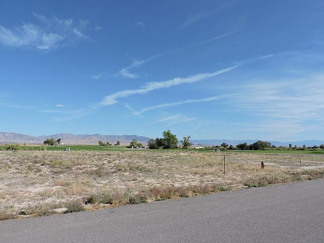 2nd image of 1500 N Sunset Drive