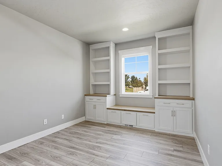 5423 W Riva Capri St — Photo 4