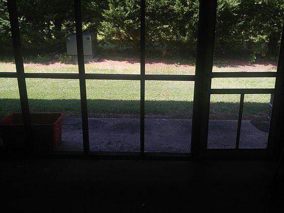 5th image of 100 W 17th St APT 3