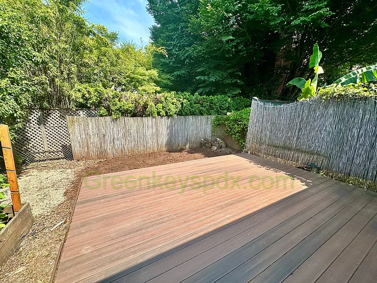 806 SE 45th Ave — Photo 29