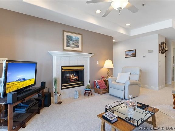 3rd image of 110 Falls Point Dr #4B