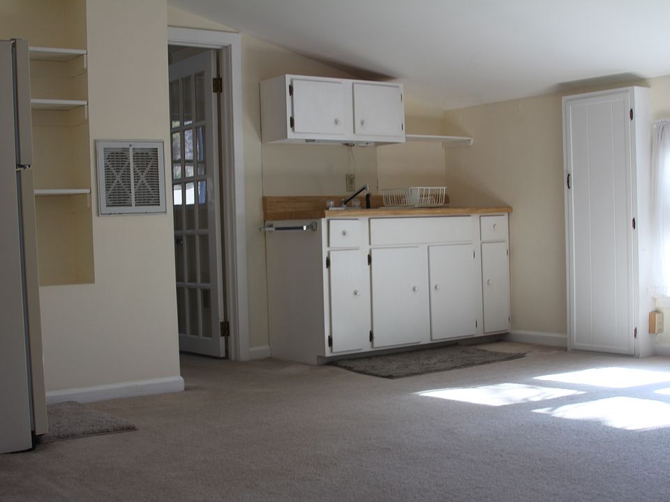 2nd image of 1213 Dixie Trl