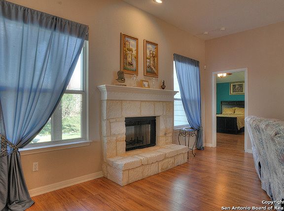 5th image of 20835 Pedregoso Ln