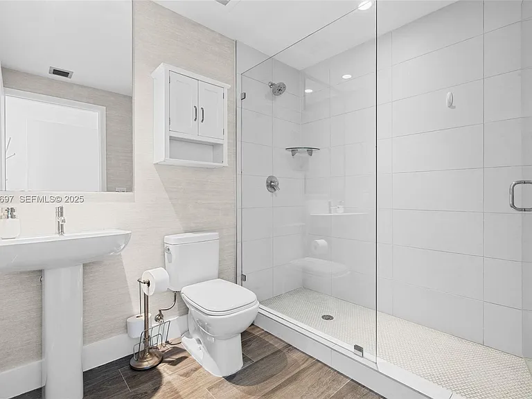 2900 NE 7th Ave #4004 — Photo 48