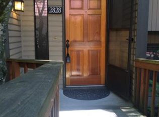 2828 Tree Top Ln, West Linn, OR 97068