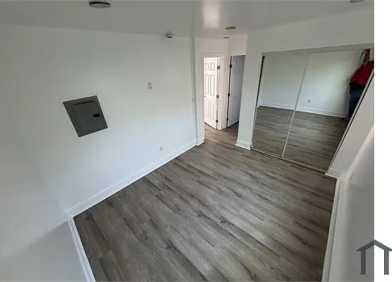 119 W Century Blvd — Photo 7