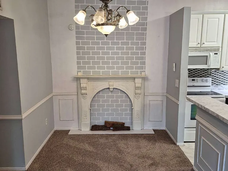 6018 Laketree Ln #B — Photo 15