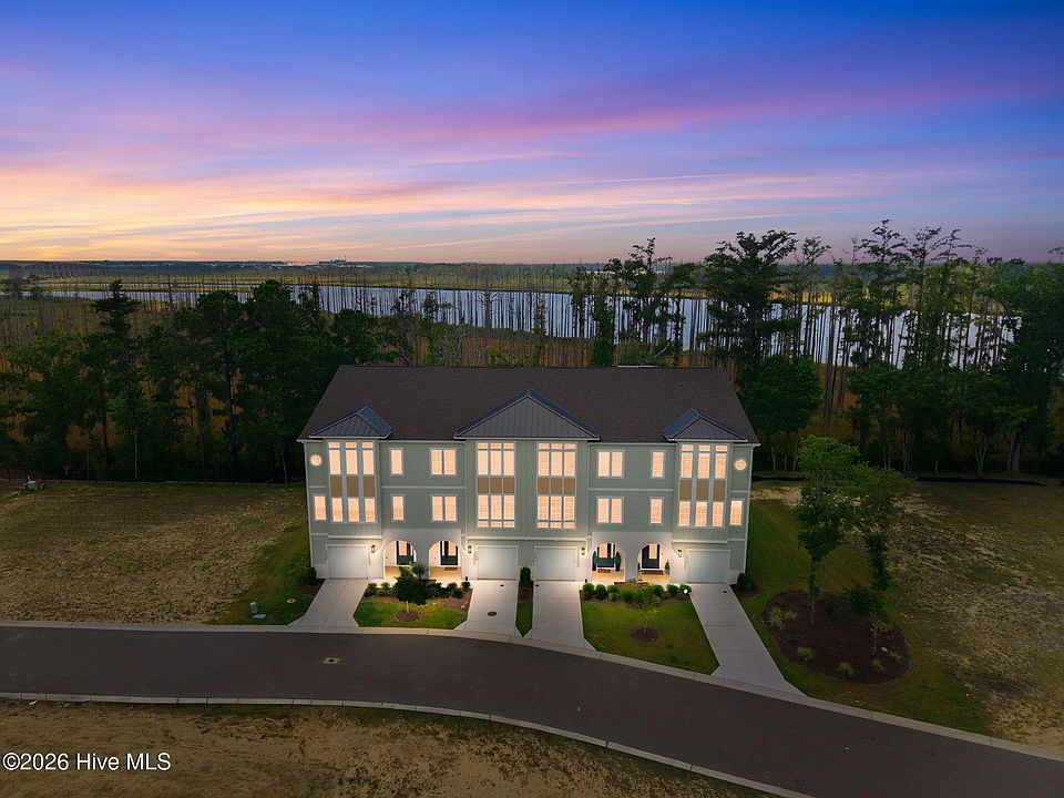 1st image of 2697 Alvernia Drive