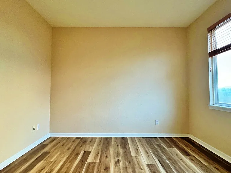 663 Millet Cir — Photo 4