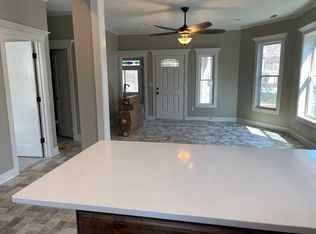 409 E Nichols St, Spring Hill, KS 66083