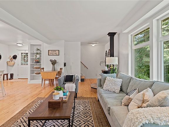 4th image of 13825 342nd Ave NE