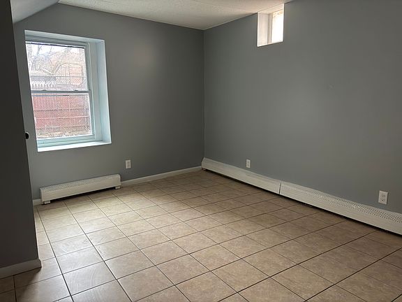 5th image of 40 Park Ave #8