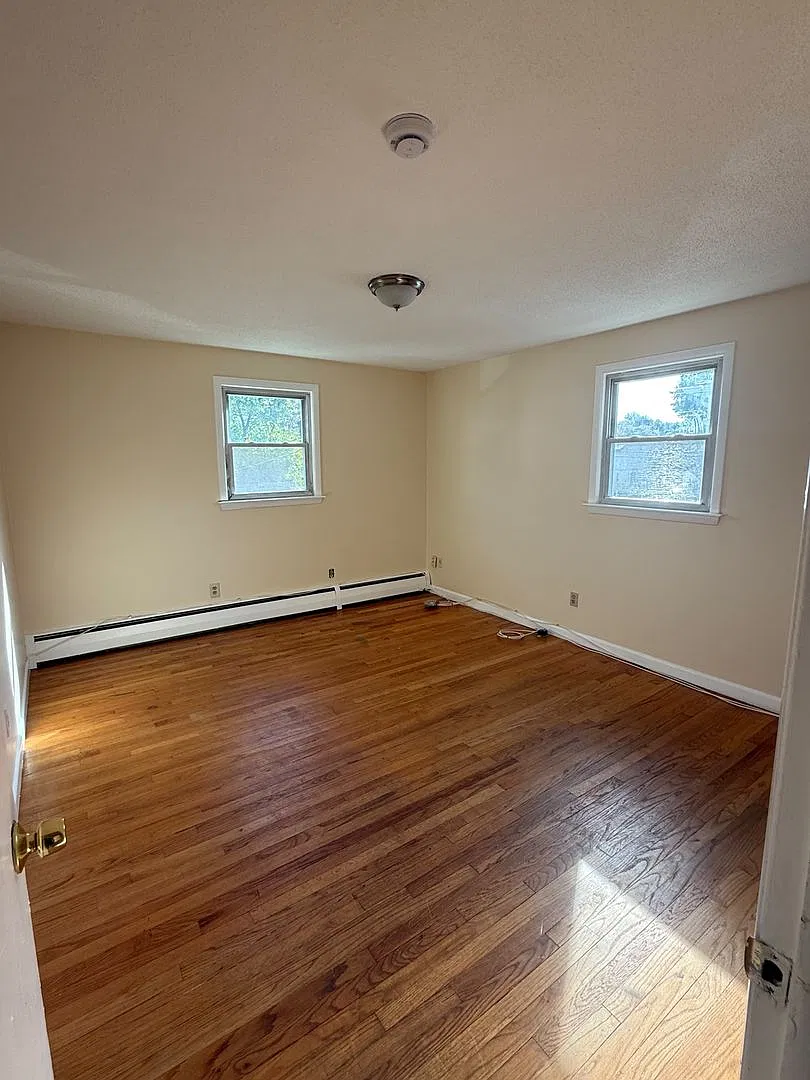 161 W Spring Street B3 — Photo 3