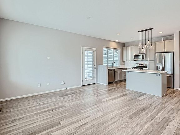 Living/Kitchen