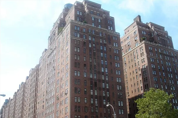 Sold by Citi Habitats | media 18