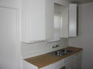3005 Peerless Ave APT 4, Bakersfield, CA 93308