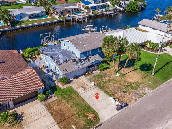 4126 13th Ln NE, Saint Petersburg, FL 33703