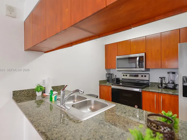 1200 Brickell Bay Dr #2324 — Photo 10
