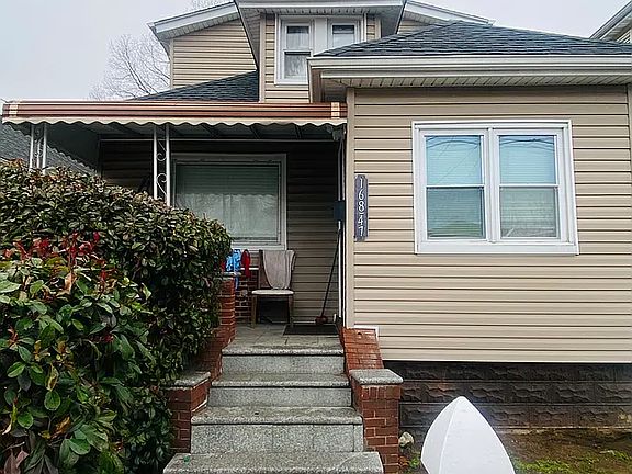 2nd image of 16847 119th Ave