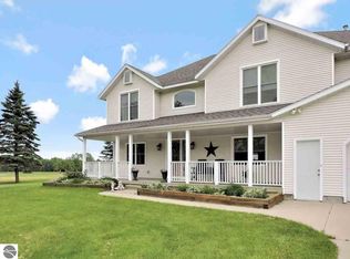 4141 S Whiteville Rd, Mount Pleasant, MI 48858