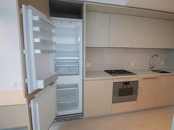 4th image of 1289 Hornby St #2002