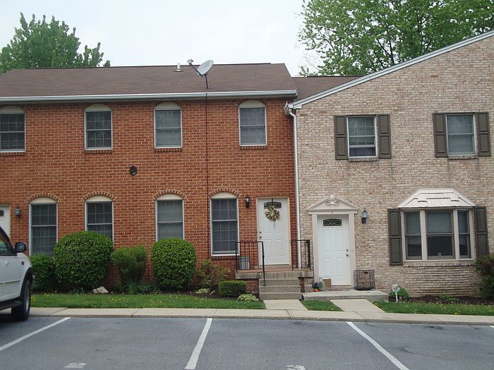 2nd image of 1285 Colonial Rd APT 3