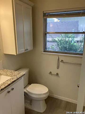 606 Blakeley Dr — Photo 16