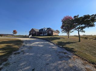 16 Peachtree Ln, Buffalo, MO 65622