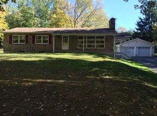 33 Pleasant Valley Rd, Titusville, NJ 08560