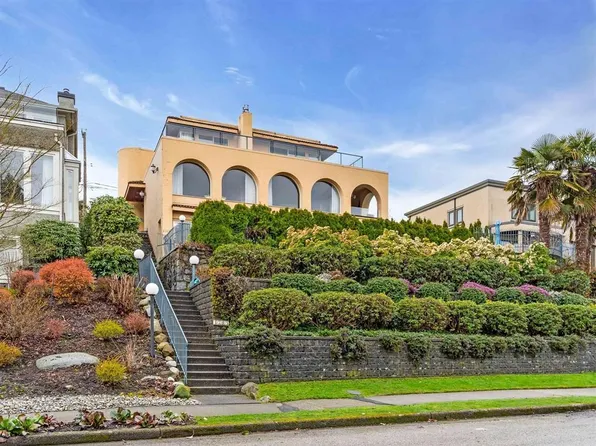 3705 Puget Dr, Vancouver, BC V6L 2T8