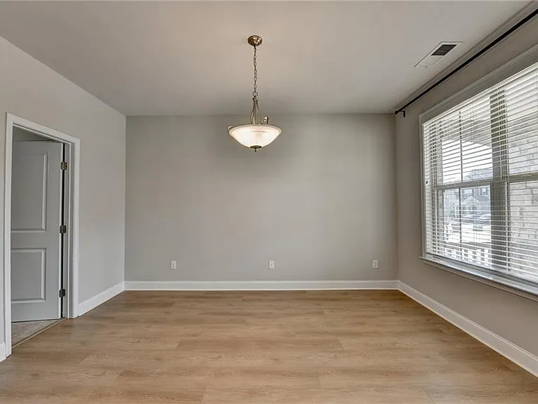 7410 Ansley View Ln — Photo 17