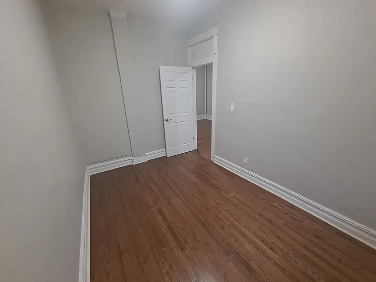 39-31 24th St #17 — Photo 10