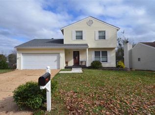 2560 Somerville Dr, High Ridge, MO 63049