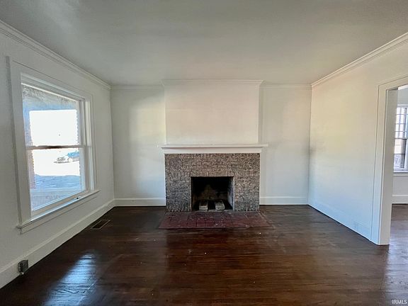 2nd image of 1045 E Blackford Ave