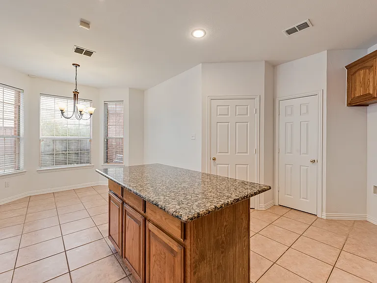 3104 Angus Dr — Photo 18