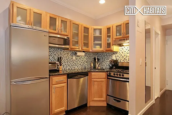 Sold by Citi Habitats | media 10