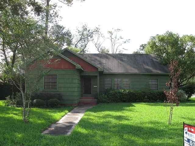 1st image of 2395 Louisiana St