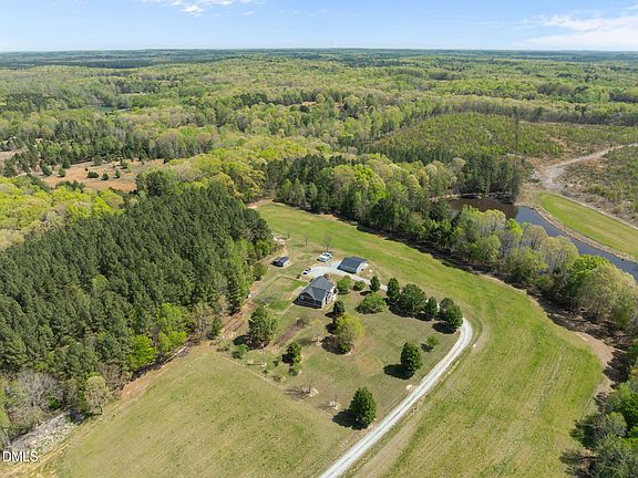 3rd image of 236 Dirgie Mine Rd